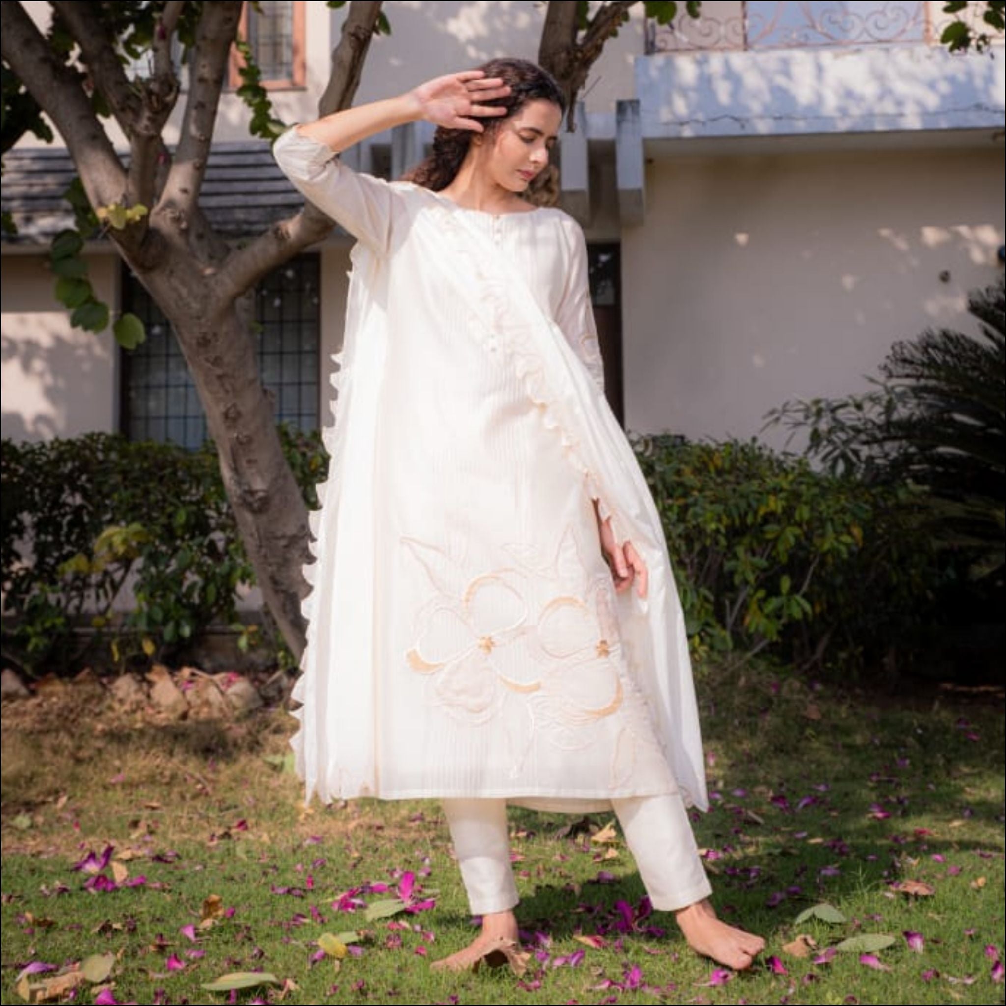 Off White Chanderi Suit Set with Printex & Floral Embroidery