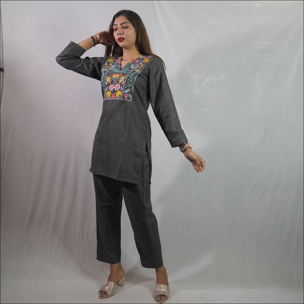 Grey Spun Winter Co-ord Set with V-Neck & Thread Work