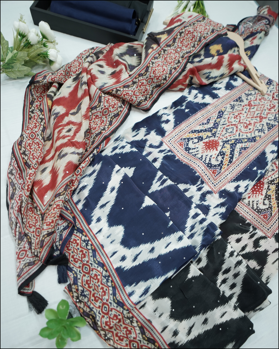Unstitched Crepe Suit Set with Zari Work & Bold Print Dupatta