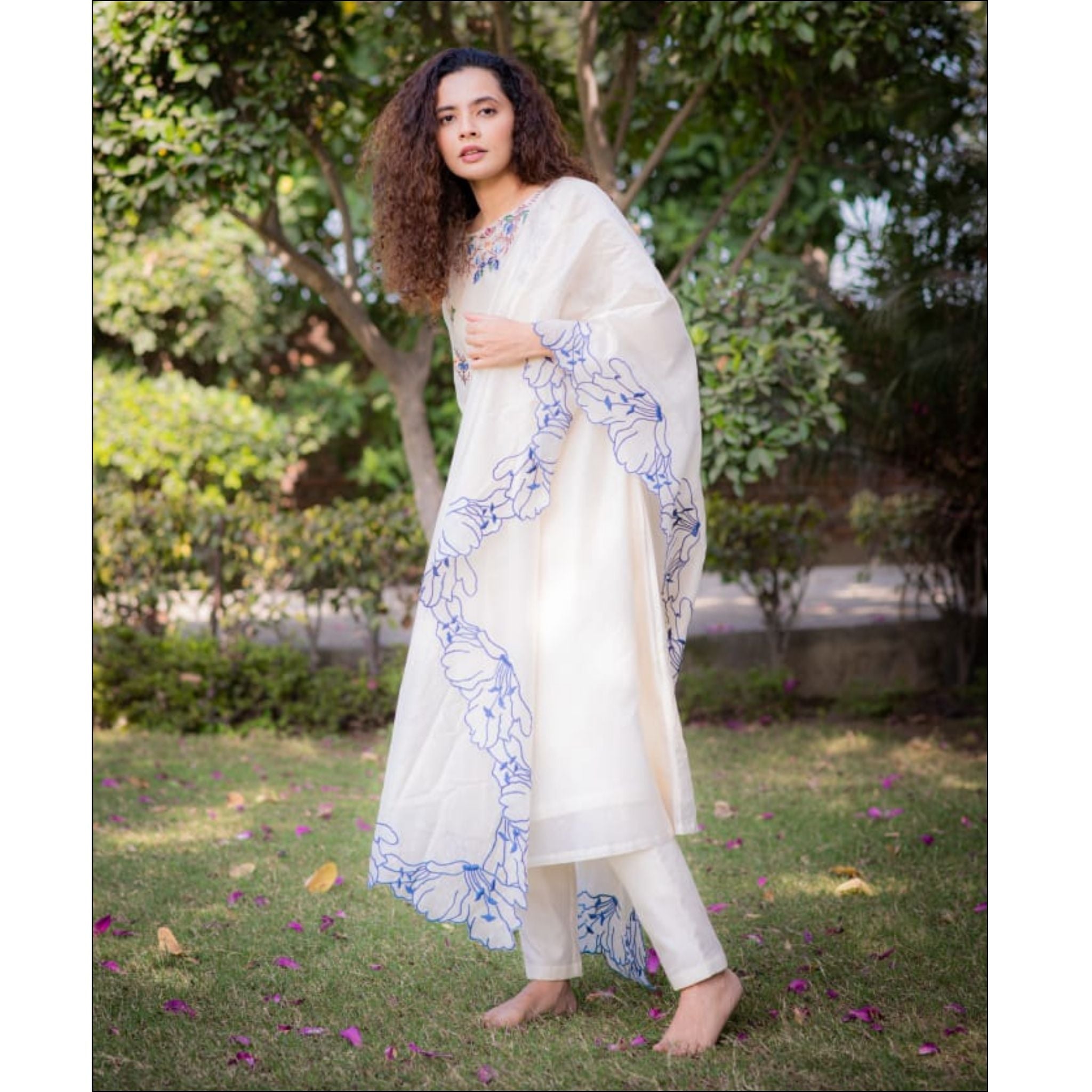 Off White Chanderi Suit Set with Mul Dupatta & Floral Embroidery