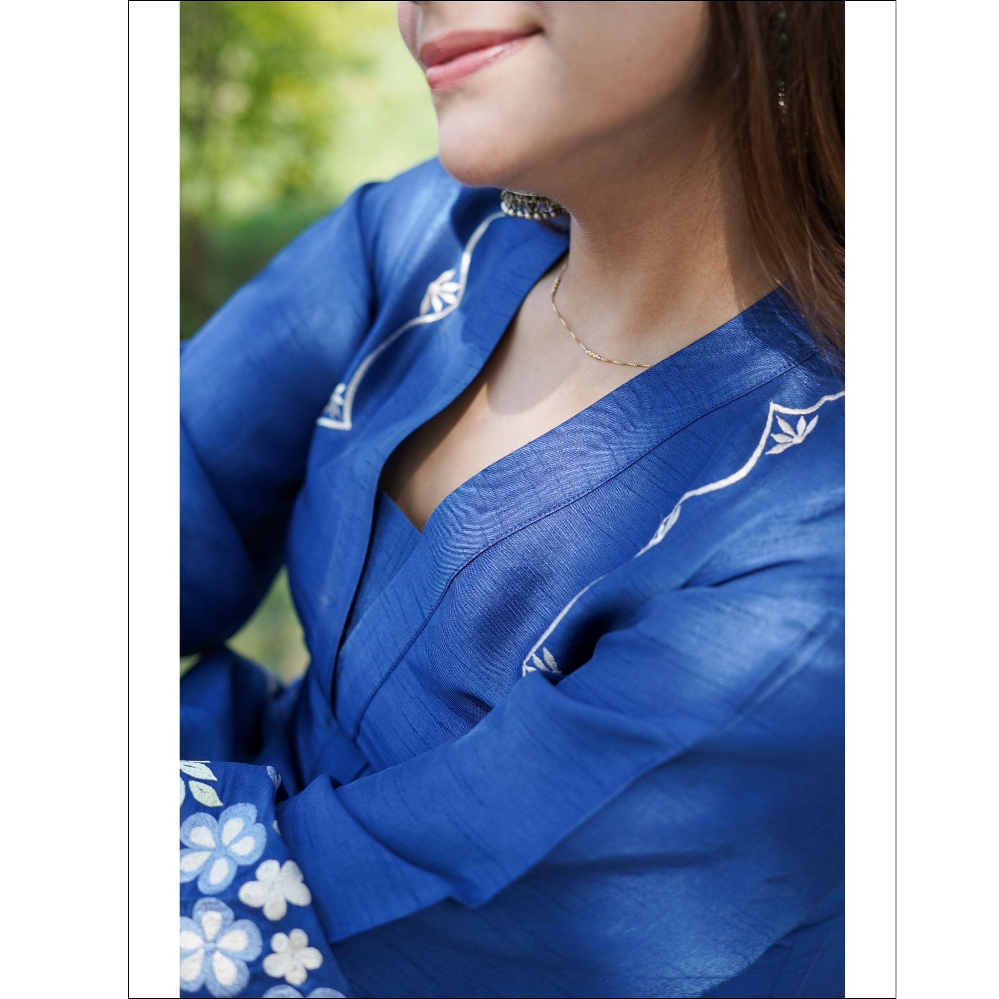 Blue Dupian Kurti Pant Set with Floral Embroidery & V-Neck