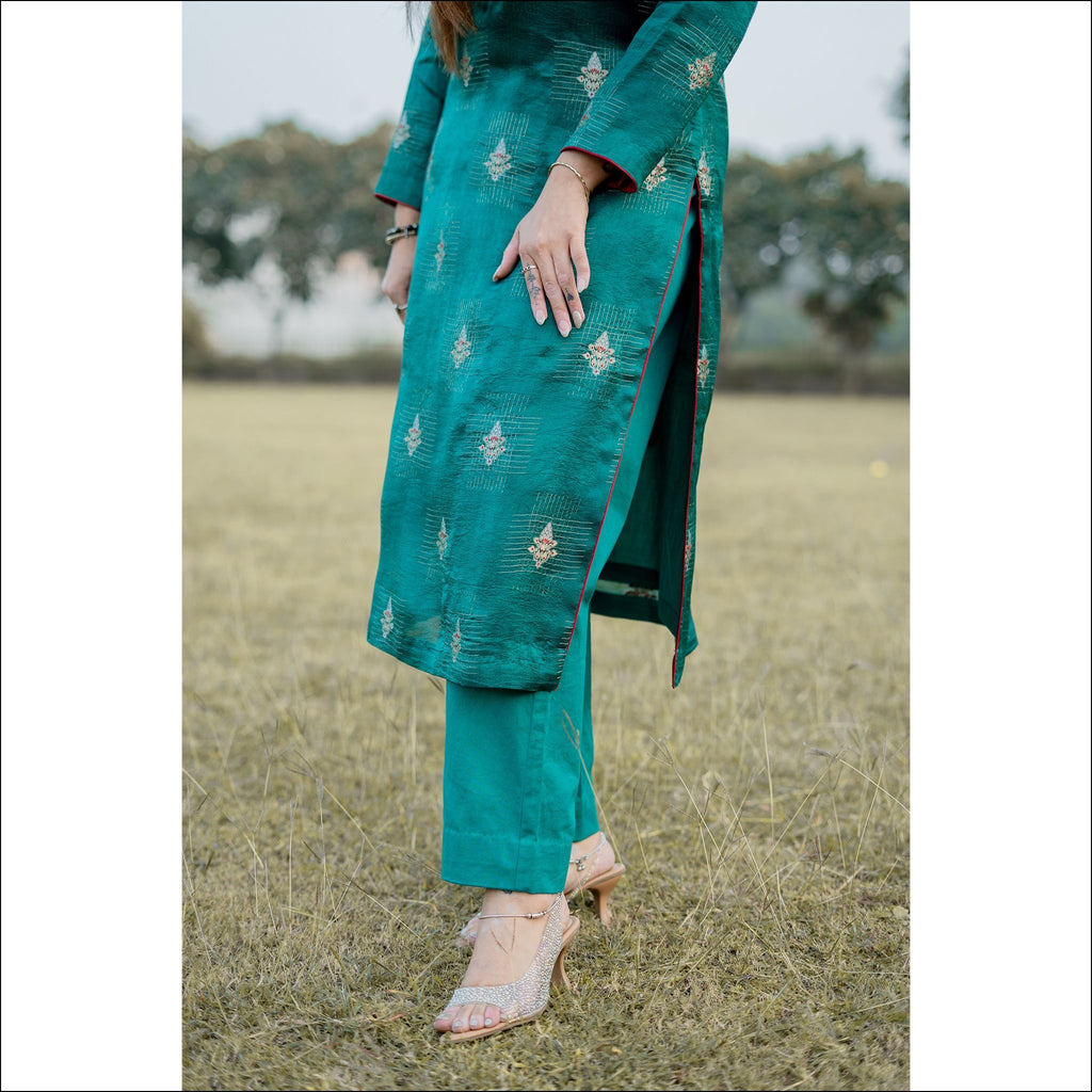 Bottle Green Silk Kurti Set with Hand-Embroidered Buttons & Zari Weaving