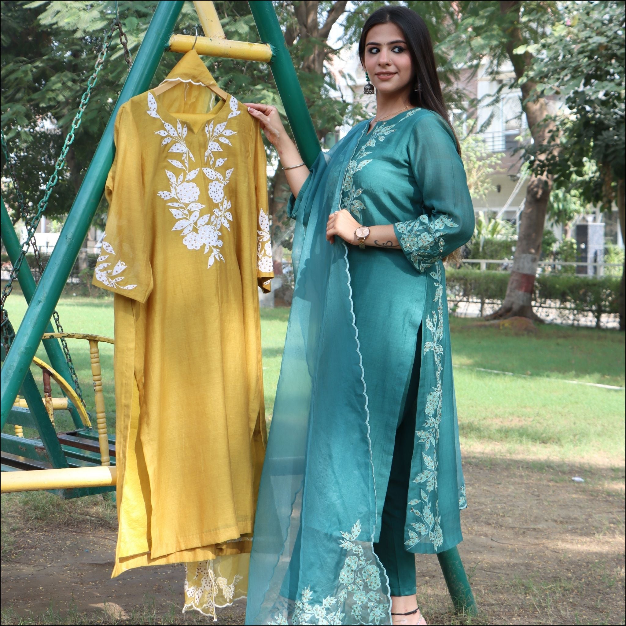 Mul Cotton Suit Set with Organza Dupatta & Applique Work
