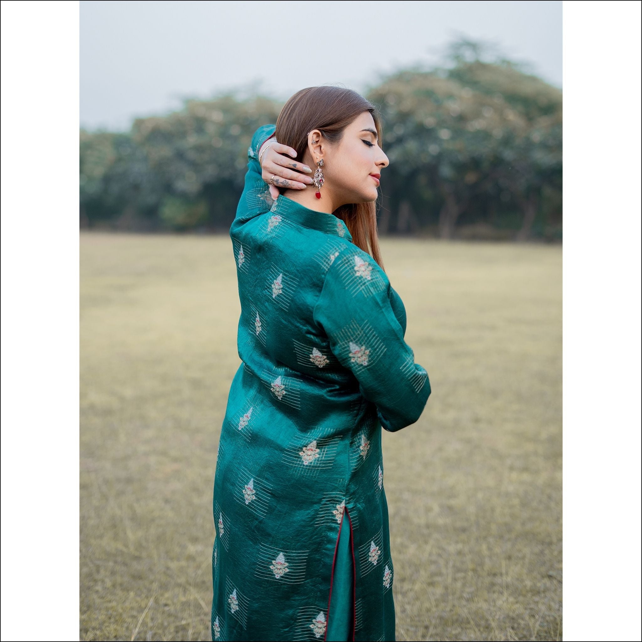 Bottle Green Silk Kurti Set with Hand-Embroidered Buttons & Zari Weaving