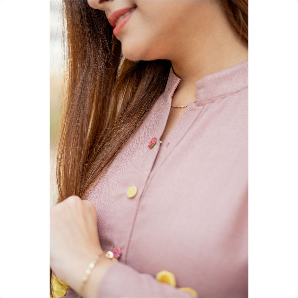 Neutral Pink Spun Kurti Pant Set with Floral Sleeve Patch